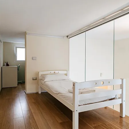 Madame Apartamento *